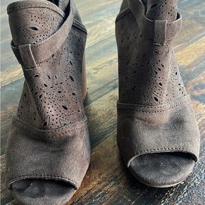 SO Dark Brown Cut-Out Heeled Boots